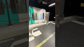 RER A | Puissant d&eacute;part d&rsquo;un MI09 &agrave; Paris Gare de Lyon
