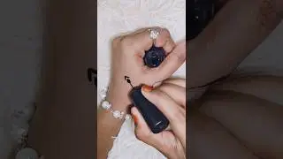 college girls Easy bindi design #trending #viral #makeup #bindi #ytshorts #goviral #funny