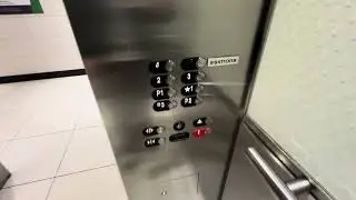 *RANDOM FAIL* 2016 OTIS Gen2 Elevators @ Rideau Mall, Ottawa, ON