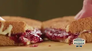 Raspberry-Fontina Grilled Cheese | Wisconsin Cheese