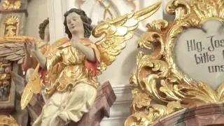 Im Porträt: Die Pfarr- und Wallfahrtskirche Mariä Namen in Trautmannshofen