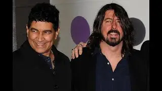 Backing vocals battle ep.2: Nirvana(Pat vs. Dave)(live performances)