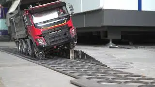 VOLVO FMX DUMPTRUCK 10X8 TEST L&Ecirc;N CẦU NGHI&Ecirc;NG T&Yacute; LẬT