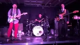 The Robin Bibi Band play Drowning in Muddy Waters