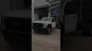Ford F-550 2025 Super Duty Diesel