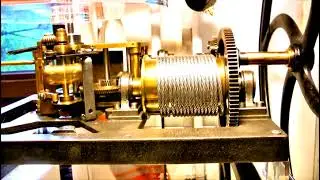 PATHE súlyhajtású gramofon motor