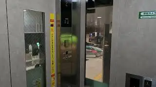 Omiya Stn, Saitama, Japan - Toshiba CV500 SPACEL-GR Panoramic Elevator (Shinkansen Dn) 大宮駅 東芝スペーセルGR