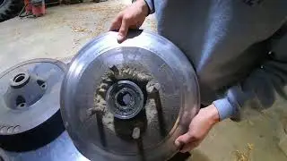 L3 Gleaner Combine Separator Clutch Repair