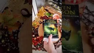 First short yay 🤗 #booktube #fantasy #booktok #b&uuml;cher #books #bookblogger #shorts #buch #buchblogger