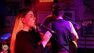 Snug Live Sessions - The Honey Drops