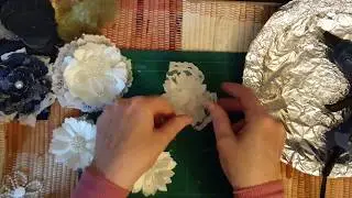 TIM HOLTZ TATTERED FLORAL DIE FABRIC FLOWERS !