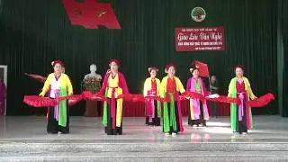 Mua khuc ca toan thang thon Cam Vien