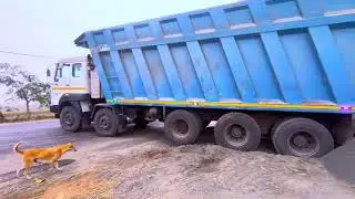 16 wheel Track unloading #likechallenge 