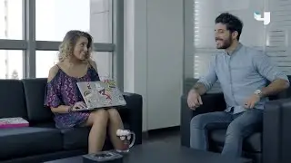 مشهد رومانسي .. نظرات اعجاب متبادلة بين 