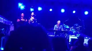 Doctor My Eyes - Jackson Browne ft. Greg Leisz, Chavonne Stewart and Alethea Mills - 1-11-18