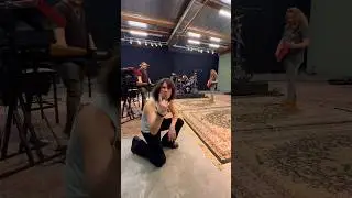 We are your new favorite rock band called The Effect 🤘😘🤘