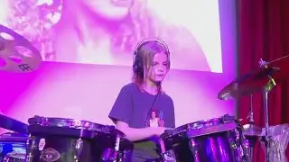 Drum along at Can Can Wonderland&rsquo;s Drumeoke event
