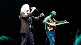 Patti Smith Quartet - All along the watchtower (live @ Festival des Libertés)