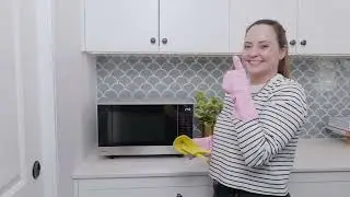 How To Clean Your Microwave Oven