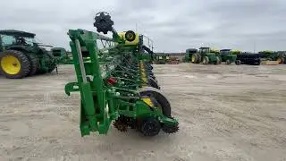 2023 John Deere 1775NT CCS Planter
