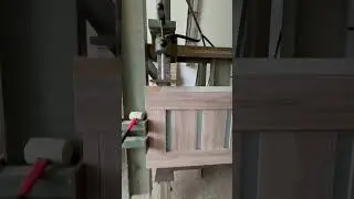 Frame door pressing #woodworking #carpentry #doors #press