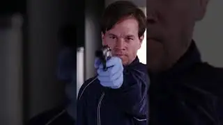 Mark Wahlberg kills the rat Matt Damon in The Departed  #shorts #movie #americanactor #markwahlberg