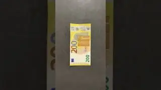 So sieht 1 Million Euro in 200-Euro-Banknoten aus!