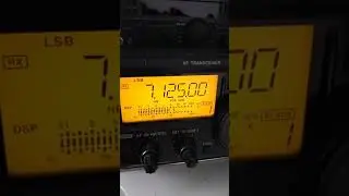 ICOM IC 718