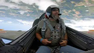 I Surprised Grizzly With Fighter Jet Ride