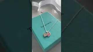 Let&rsquo;s unbox #tiffanyandco Pink Double Heart Tag Pendant 💕#unboxing #necklace #tiffany