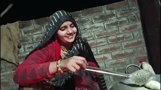 Gujhiya making