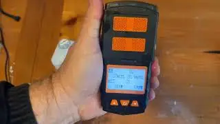 4 Gas Monitor Multi Gas Detector for H2S, CO, LEL and O2, with Vibration, Visual and Audible Alarms