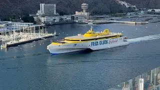 70 km/h schnell, verbindet  Fred Olsen Express, Teneriffa mit Gran Canaria #travel #crazy 