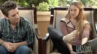 Shailene Woodley have MONKEY TOES