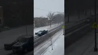 &ldquo;Chicago&rsquo;s First Snowfall of the Season ❄️&rdquo;#season #weather #snow #holiday #viralshorts