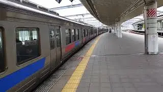 JR九州 811系PM5+PM2014 区間快速二日市行き。折尾駅発車。