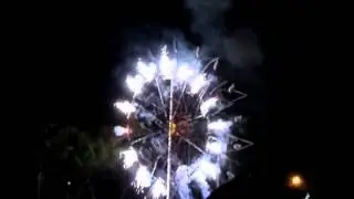 L-Festival tan-Nar ta' l-art li inharaq fuq l-fossos lejliet l-festa ta' San Publiju fil-Furjana.