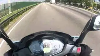 Citycom 300i :: Top speed 140km/h, 3m45s