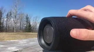 Jbl charge 4 lfm vs normal mode