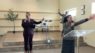 Continua caminando | Keep walking - Pastor Jovannie Guzman