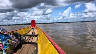 Pirogue ride Suriname to French Guyana 1