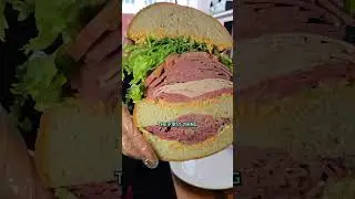 NYC&rsquo;s Biggest Sandwich!