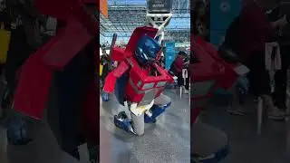 Optimus prime at ComiCon NYC￼ ❤️&zwj;🔥