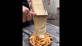 Crazy water fall cheese 🧀🤤  #justdancemoves #nighroutine #cheese #tiktokcreator #food  vc   thenau