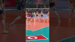Eda erdem touch #edaerdemd&uuml;ndar #fenerbahce #volleyball