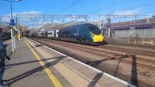 The Avanti west coast class 390 at crewe station 