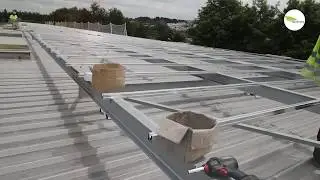 Timelapse de deux installations solaires sur les sites industriels de Lorient Agglom&eacute;ration