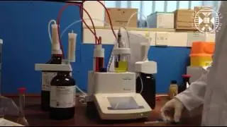 Performing a Karl Fischer Titration