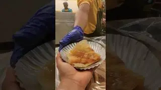 Satisfy your holige cravings at Mane Holige! #bengaluru #bangalorevlogs #holige #obbattu #streetfood