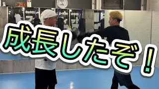 【ミット打ち】キックボクシング初心者 ついにストレートの腕が伸び切るようになり始める